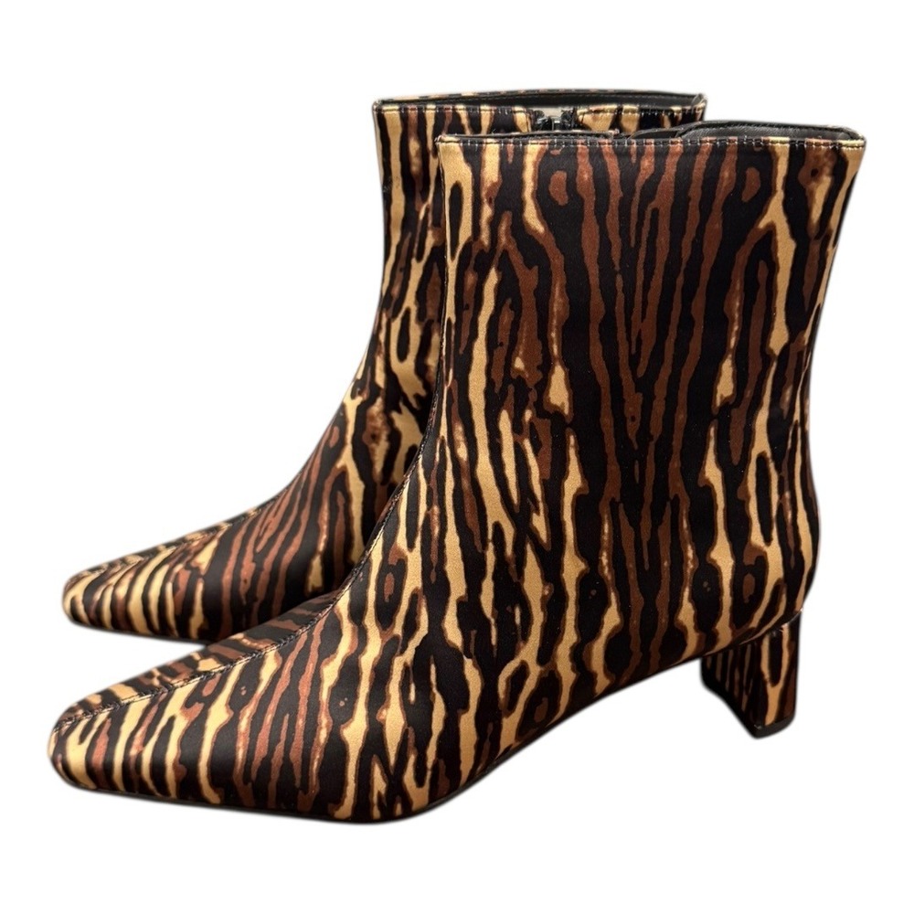 Katy Perry The Wanderering Bootie - Liger Satin Print 7.5 (NIB)